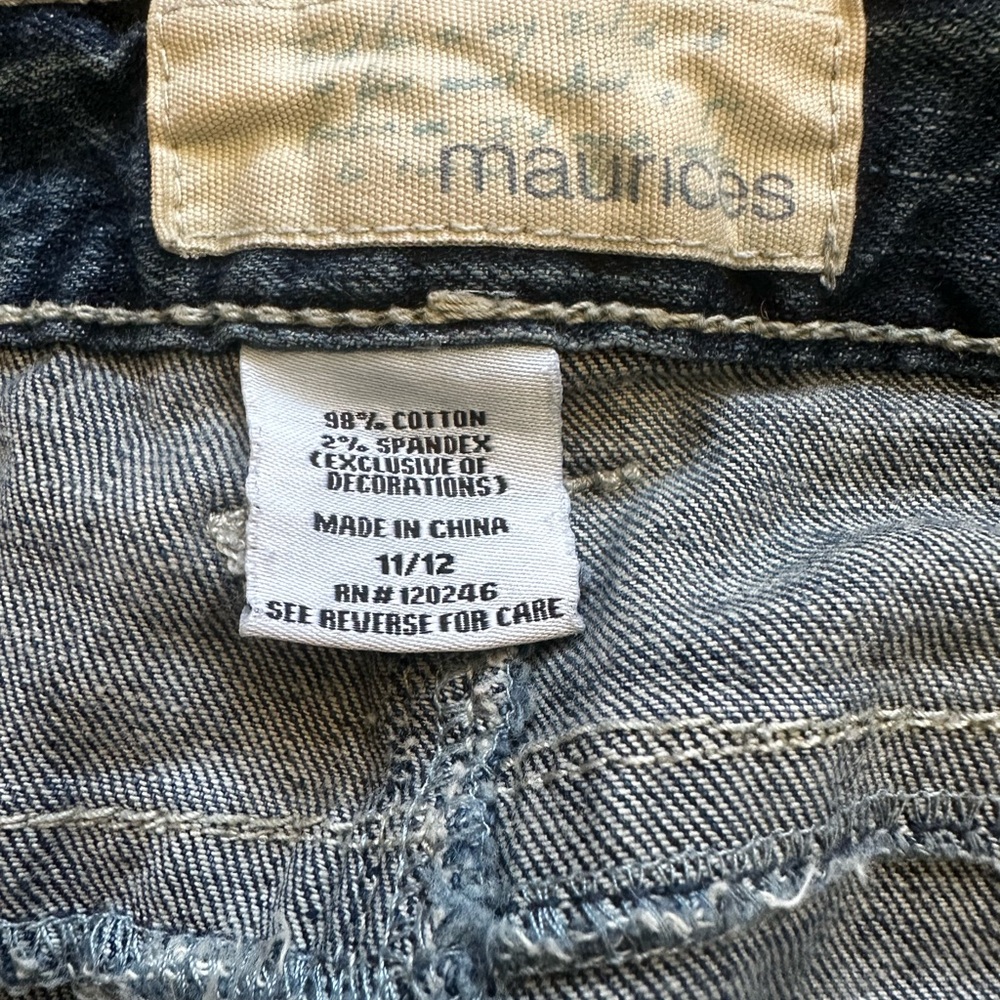 Maurices Classic Blue Jeans